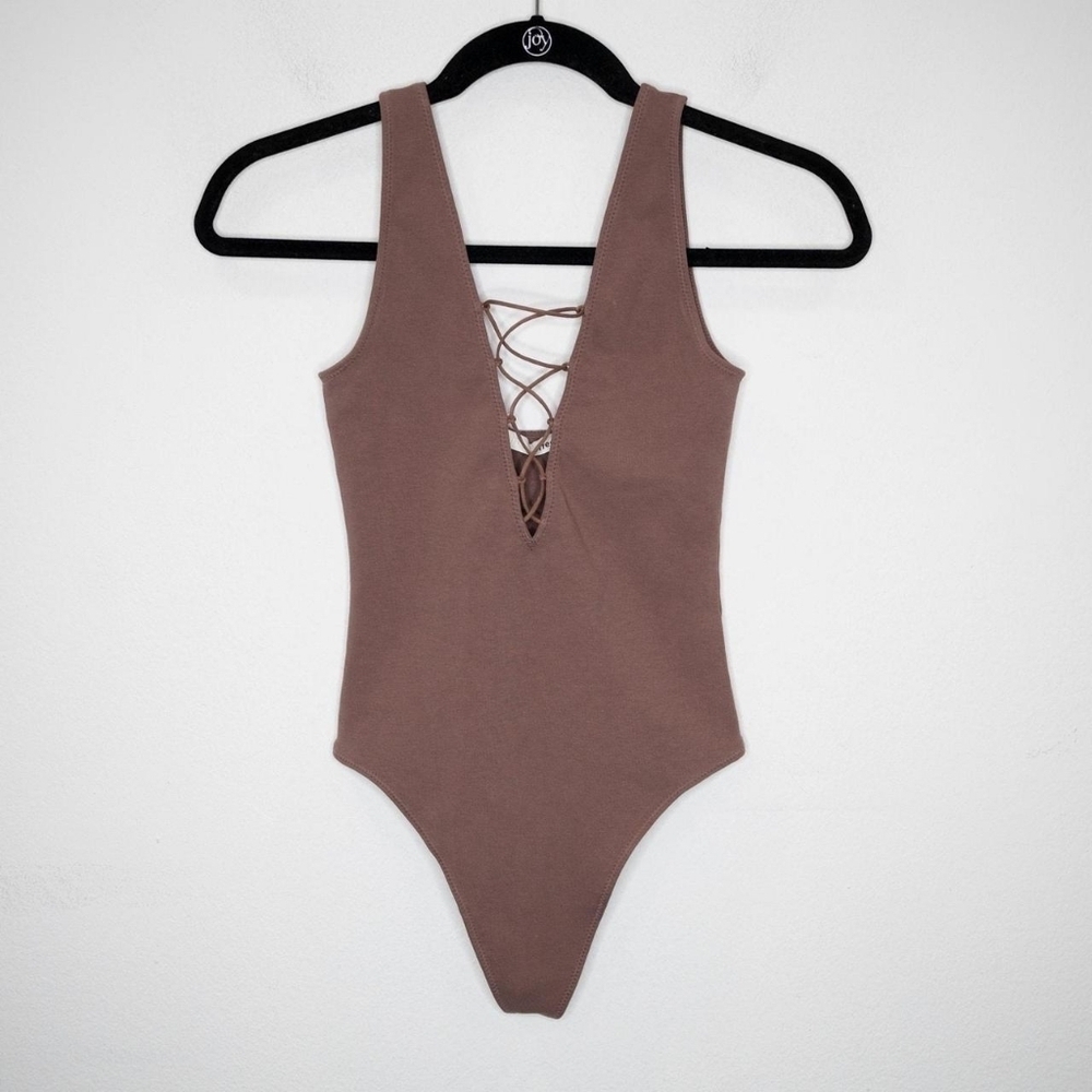 Aritzia Wilfred Free Lais Bodysuit in Caban Brown